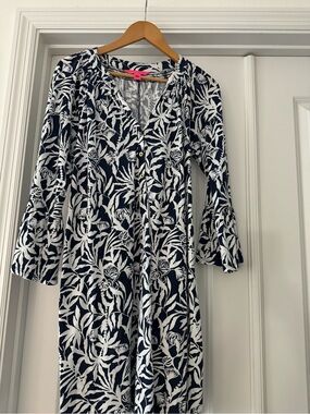 Lilly Pulitzer Navy and White Floral Dress